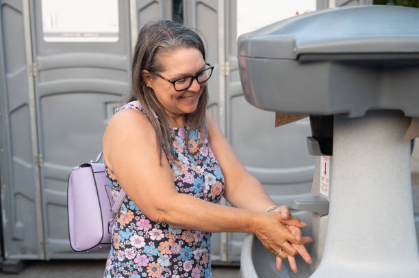 Best Porta potty delivery and setup  in Santa Paula, CA